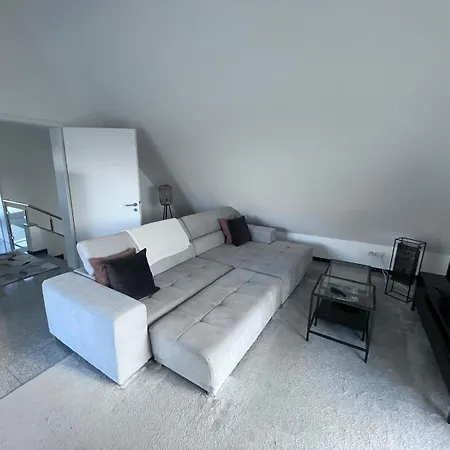 Apartmán Mit Grosser Terasse Niestetal
