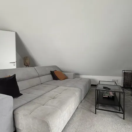 Mit Grosser Terasse Niestetal