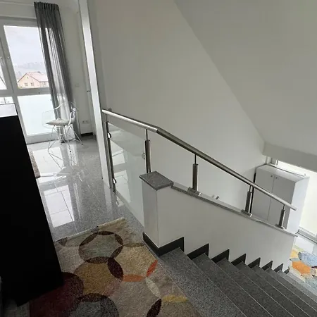 Mit Grosser Terasse Niestetal