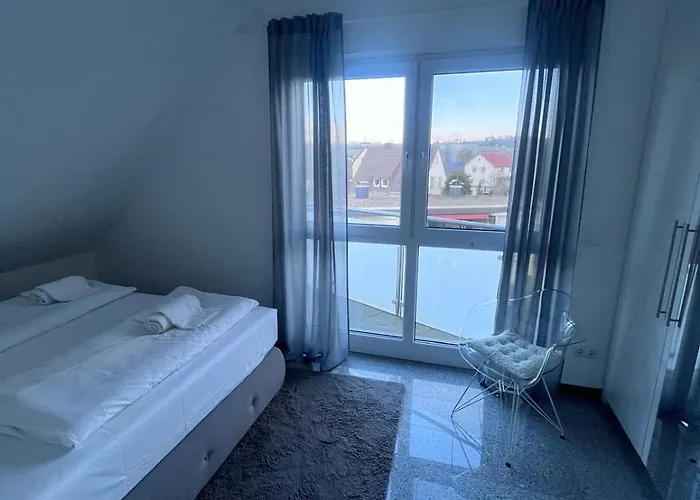 Mit Grosser Terasse Niestetal