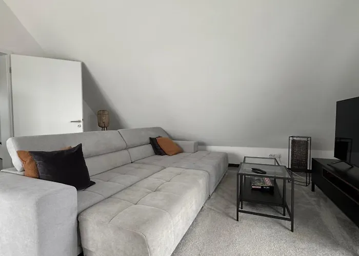 Mit Grosser Terasse Niestetal