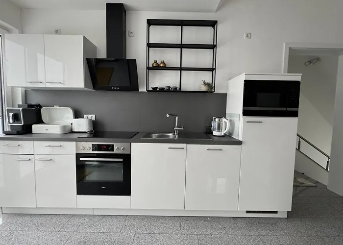 Mit Grosser Terasse Διαμέρισμα *