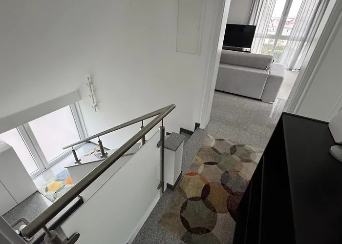 Mit Grosser Terasse *